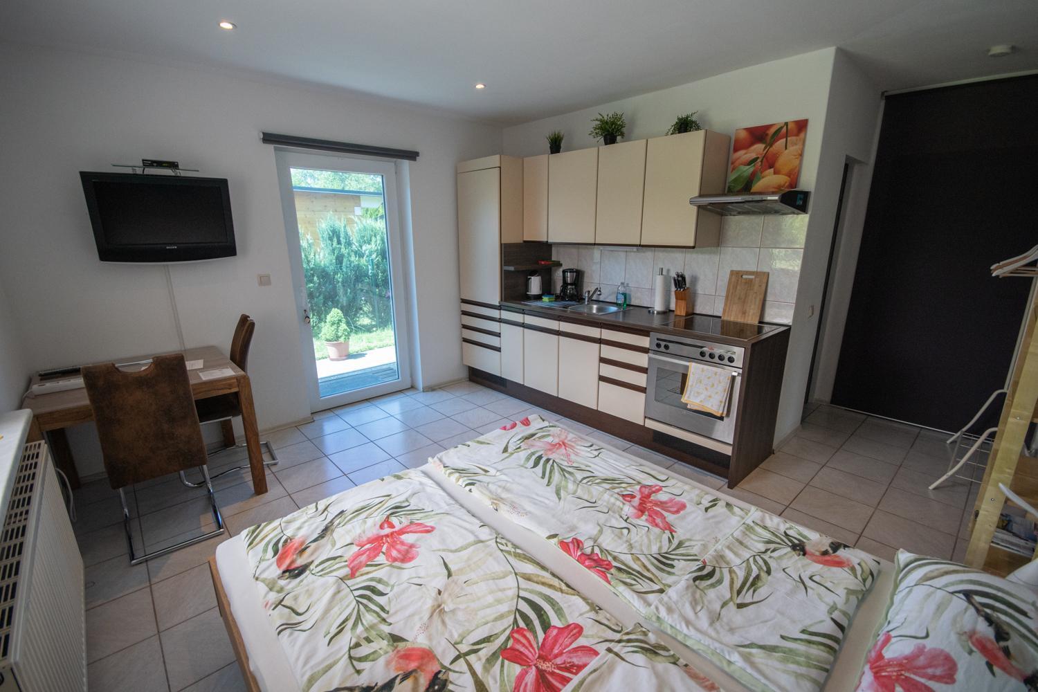 Northwest Studio Apartments Клагенфурт Екстериор снимка
